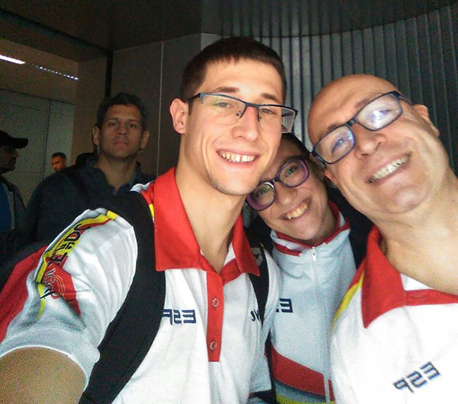 Primer día de los nuestros en los mundiales de natación.